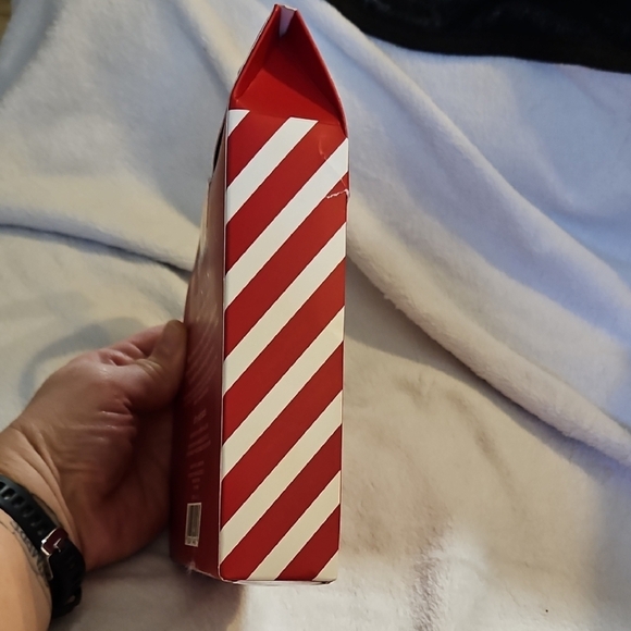 Johnson Parker Deck The Halls Peppermint Foot Cream Purple/Pink Plush Sock Set - Picture 6 of 8